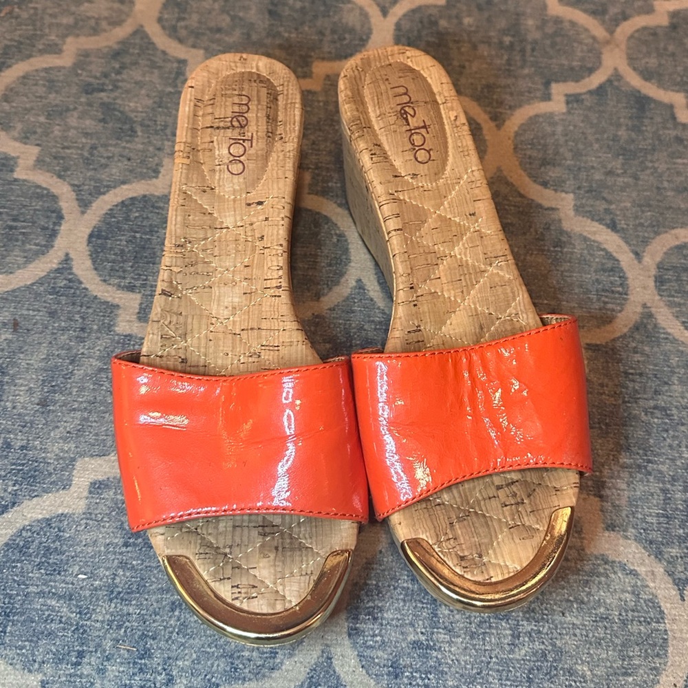 Lightly worn orange Me Too shoes size 8